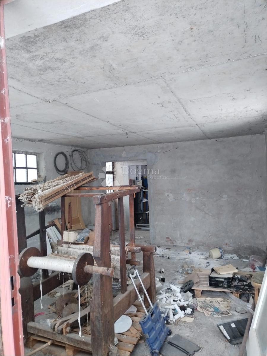 Casa Centar Ivanić-Grad, Ivanić-Grad, 210m2