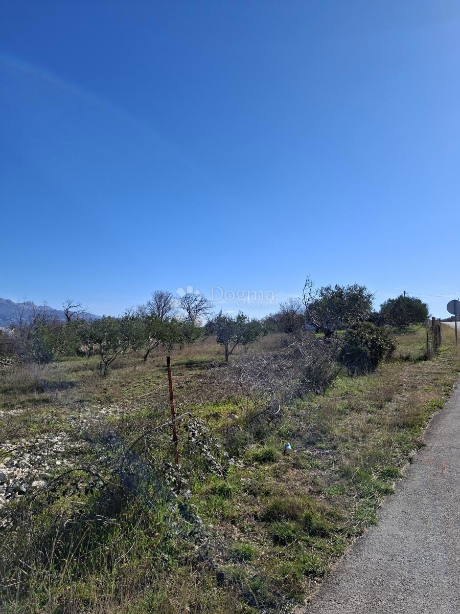 Terreno edificabile Vinjerac, Posedarje, 1.950m2