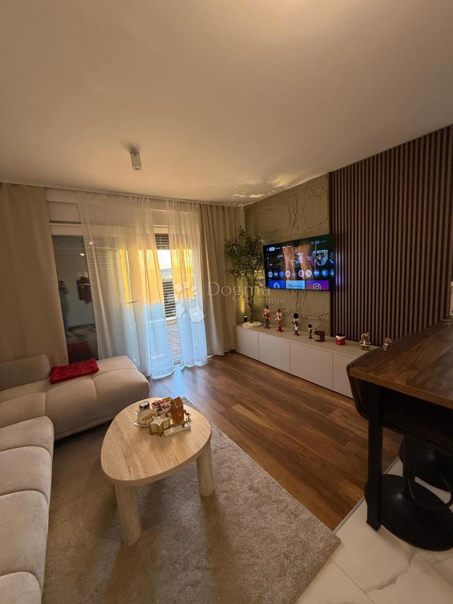 Allogio Kaštel Kambelovac, Kaštela, 55m2