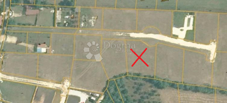 Terreno agricolo Loborika, Marčana, 901m2