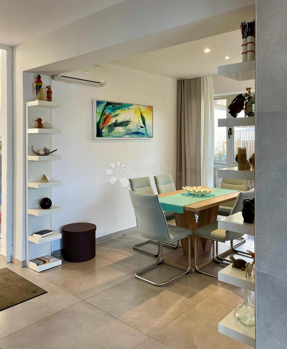 Casa Novi Bokanjac, Zadar, 450m2