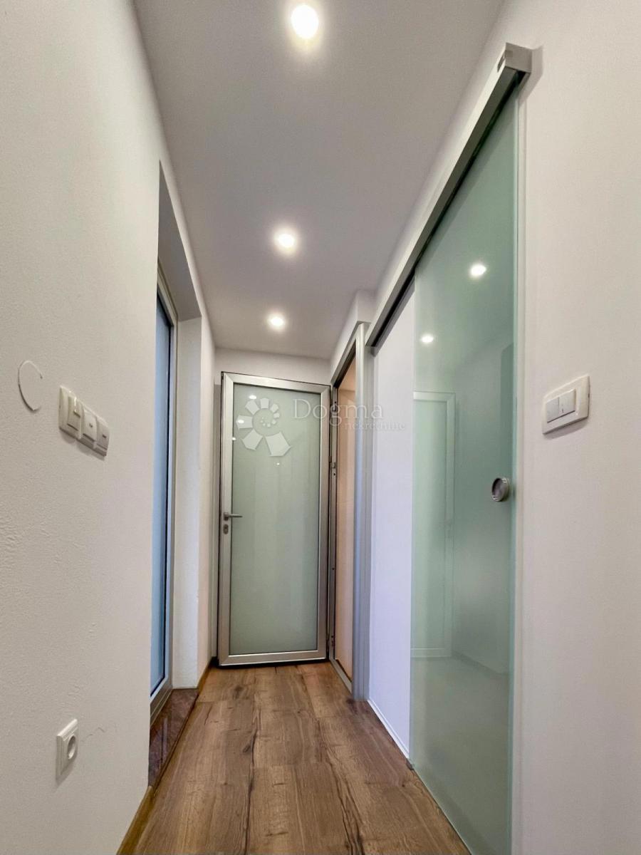 Casa Novi Bokanjac, Zadar, 450m2