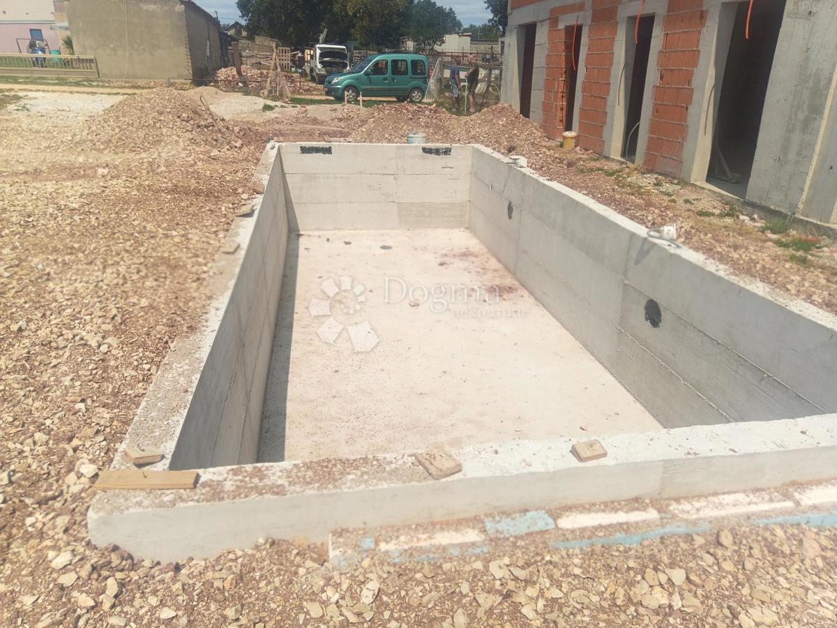 Casa Ninski Stanovi, Nin, 130m2