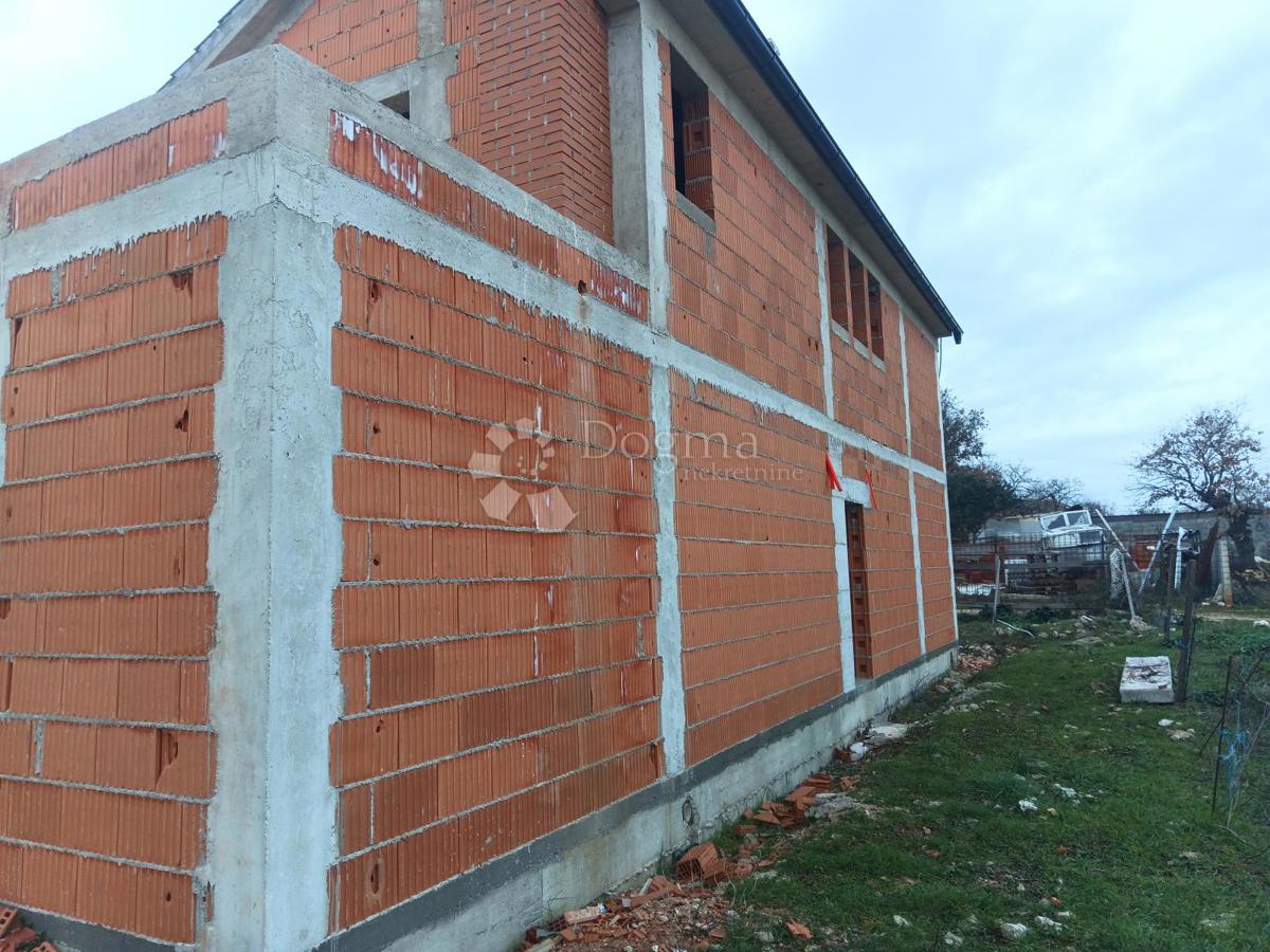 Casa Ninski Stanovi, Nin, 130m2