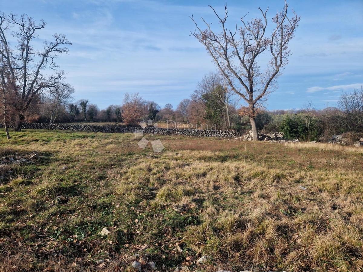 Terreno edificabile Sveti Anton, Malinska-Dubašnica, 609m2