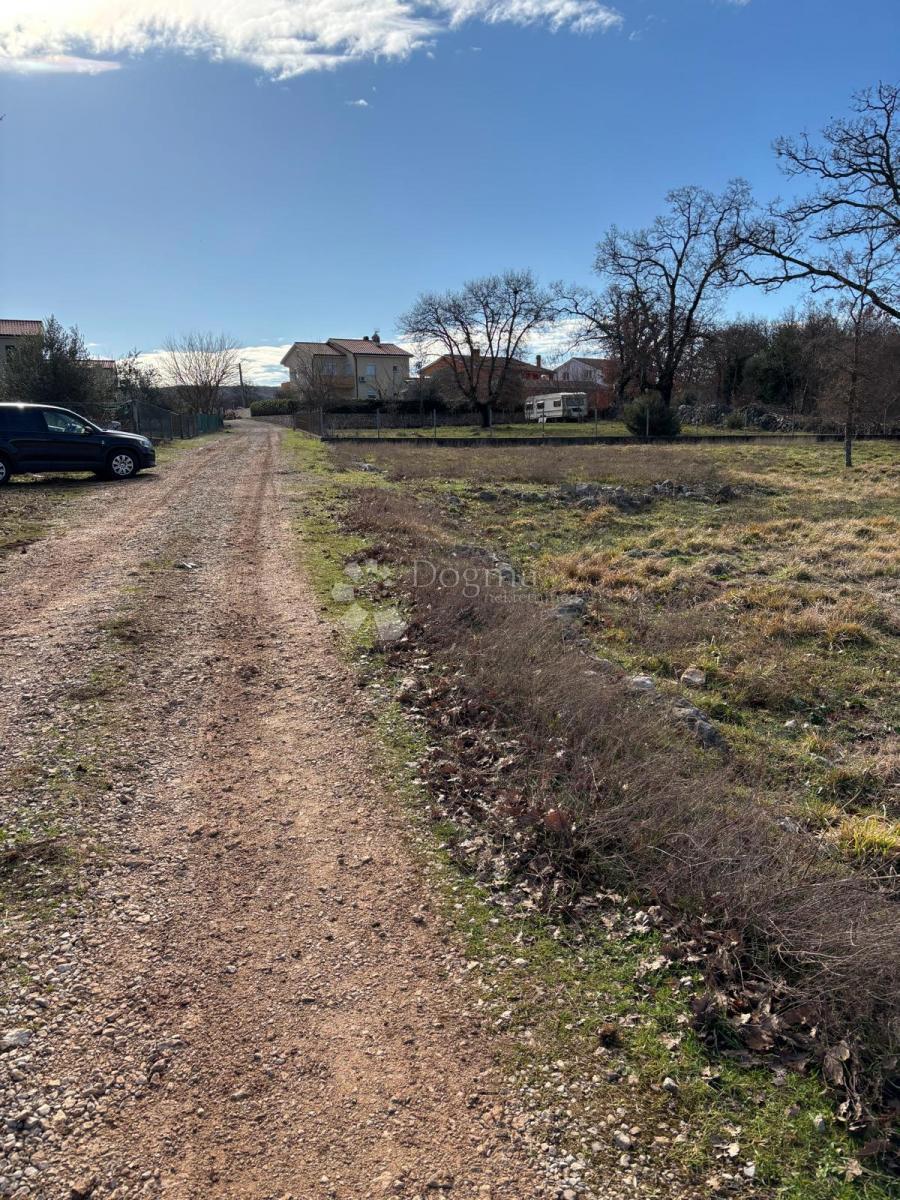 Terreno edificabile Sveti Anton, Malinska-Dubašnica, 609m2