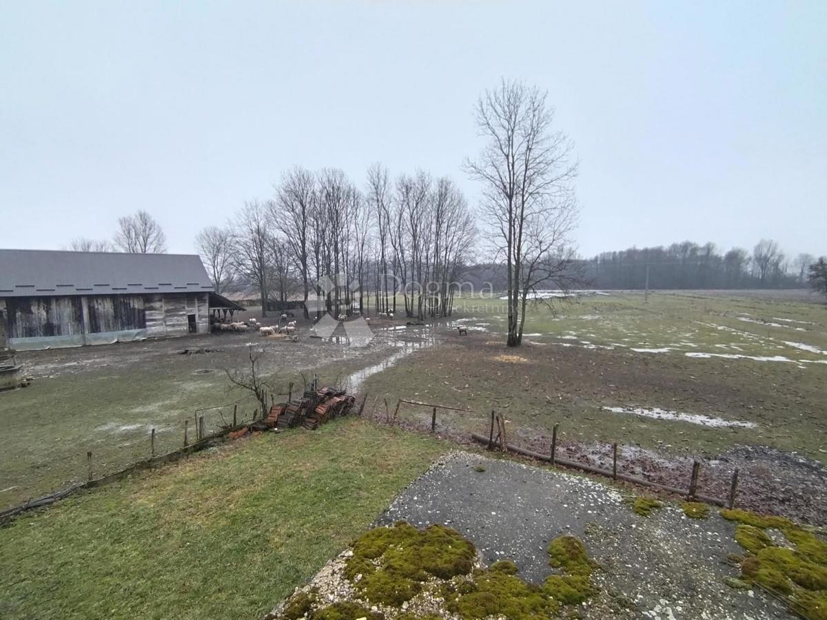 Casa Lipovec Lonjski, Kloštar Ivanić, 303m2