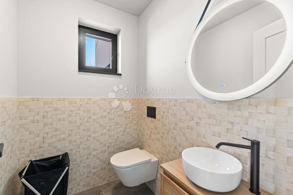 Casa Krnica, Marčana, 168m2