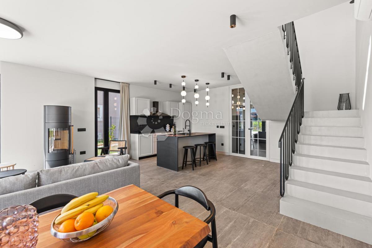 Casa Krnica, Marčana, 168m2