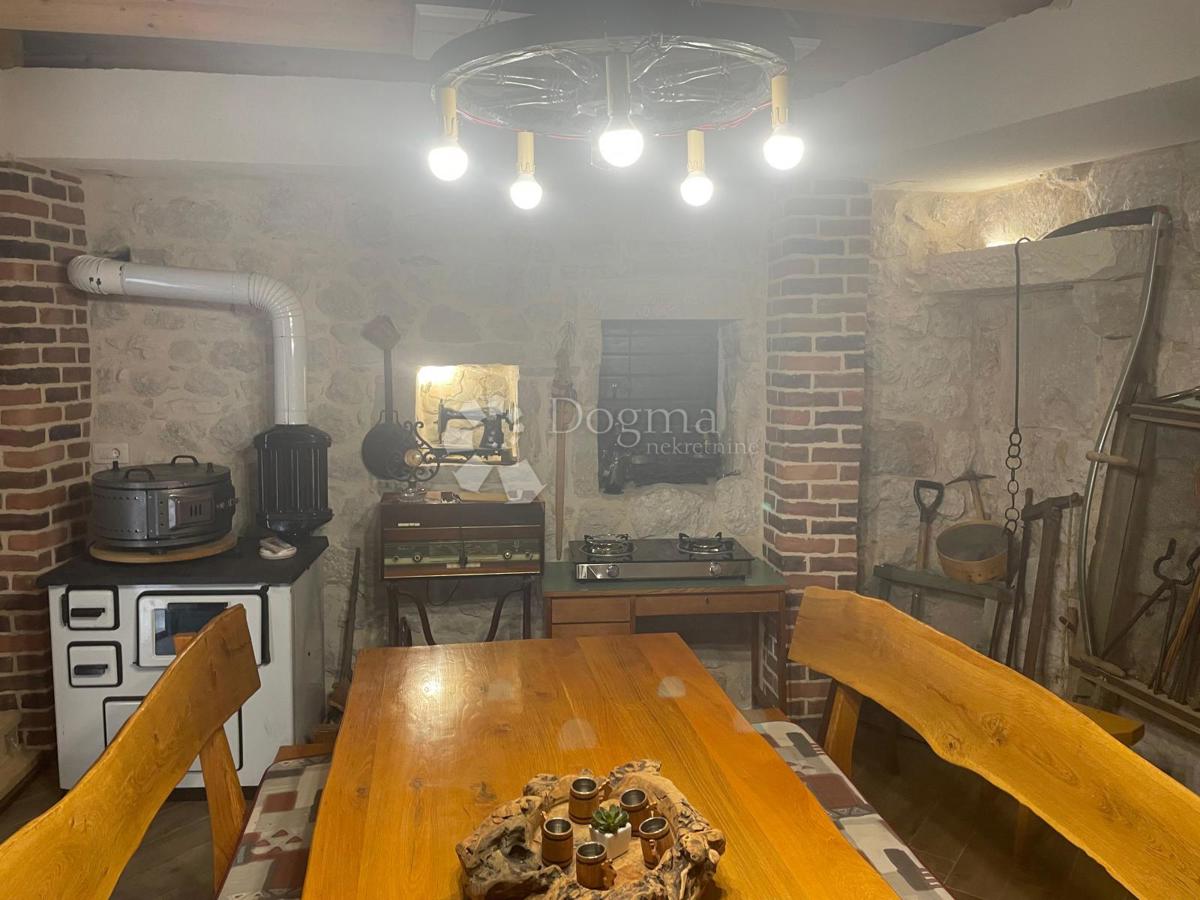 Casa Jesenice, Dugi Rat, 200m2