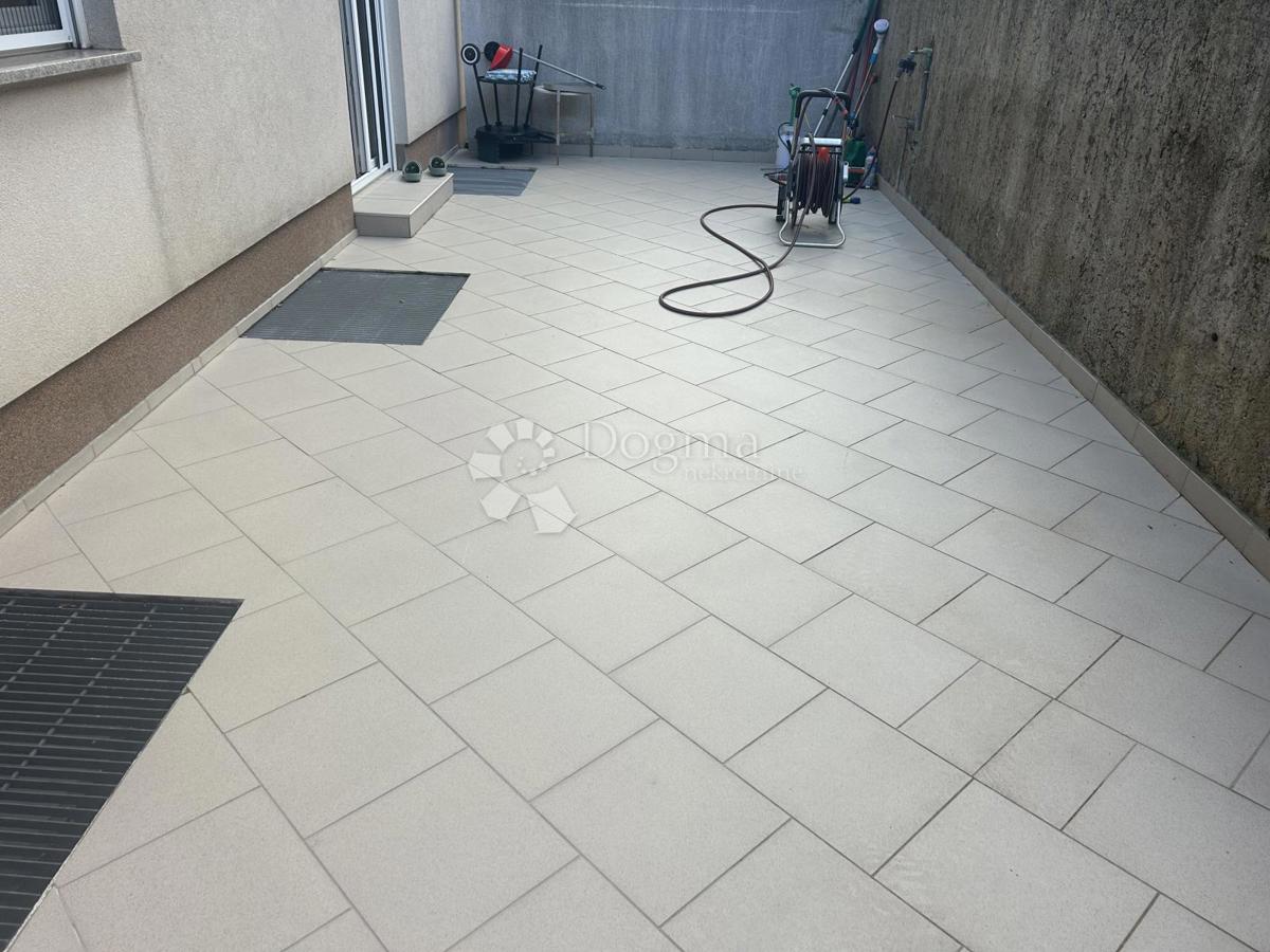 Allogio Draga, Rijeka, 82,13m2