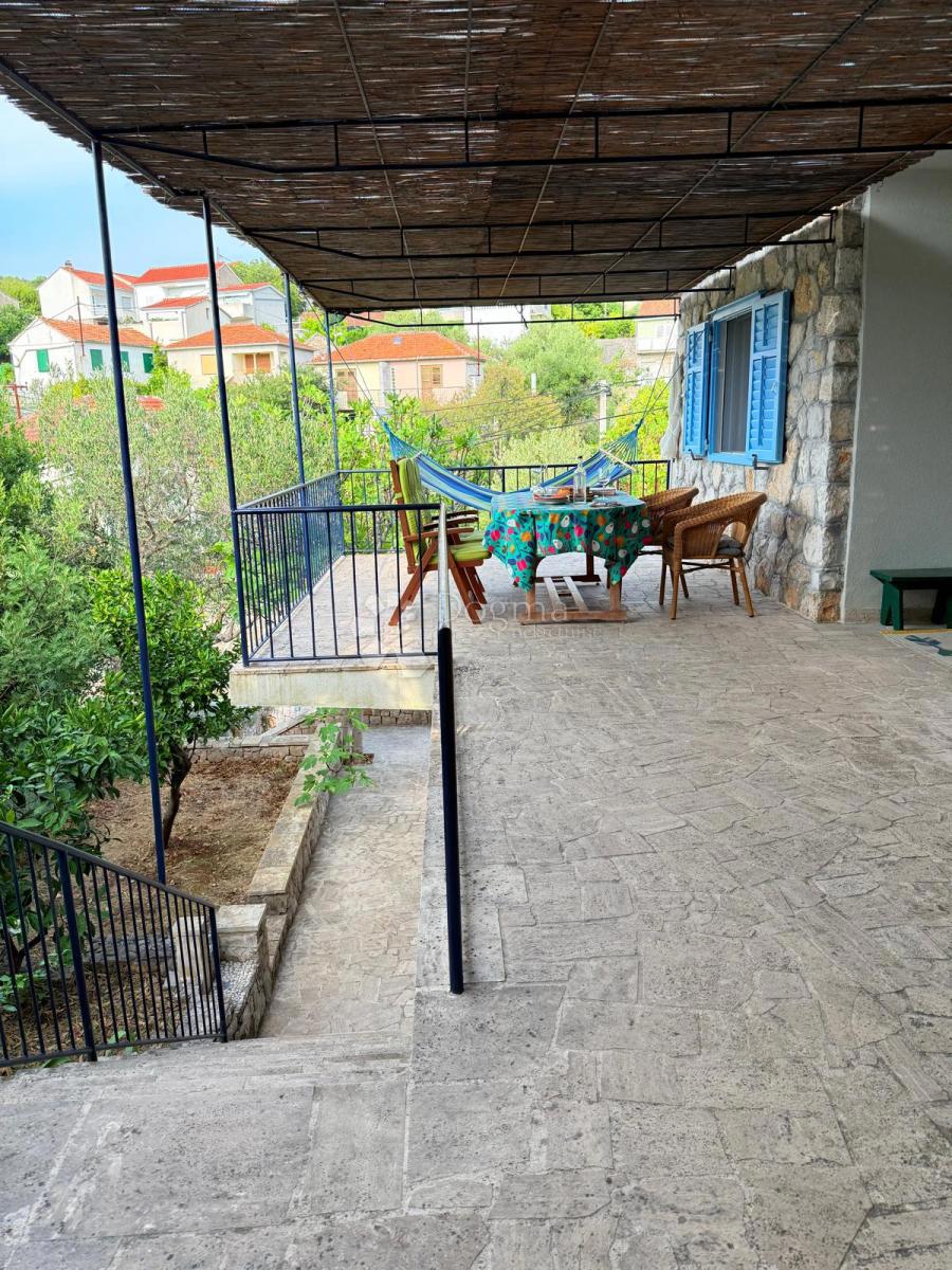 Bella casa con vista mare