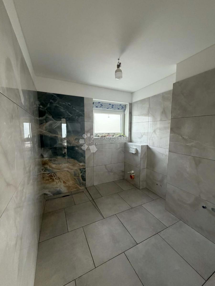 Allogio Kostrena Sveta Lucija, Kostrena, 212m2