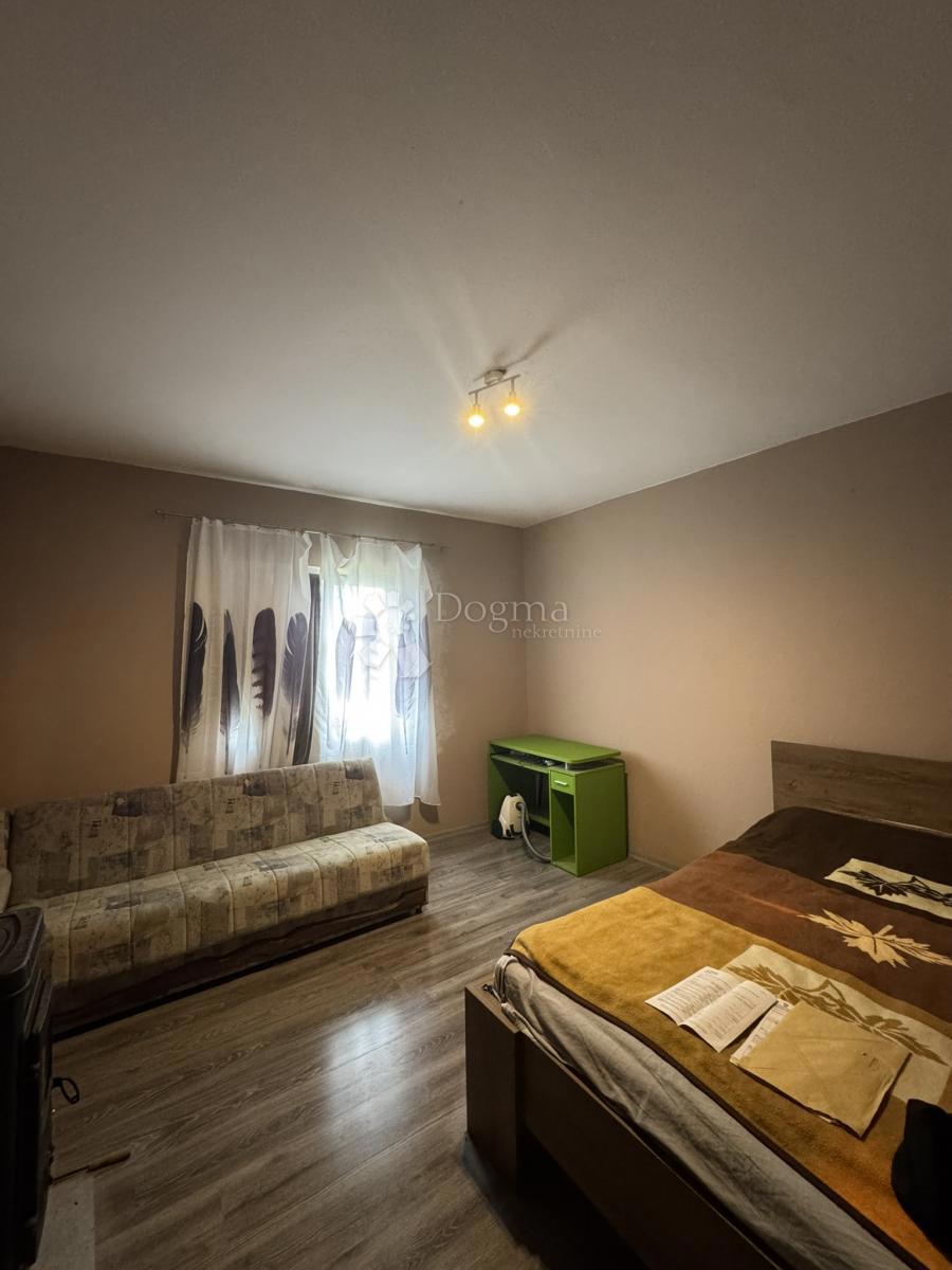 Casa Hrgovljani, Bjelovar, 130m2