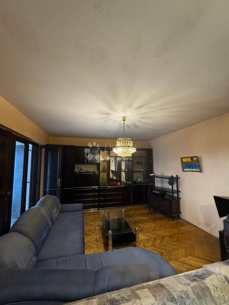 Casa Hrgovljani, Bjelovar, 130m2