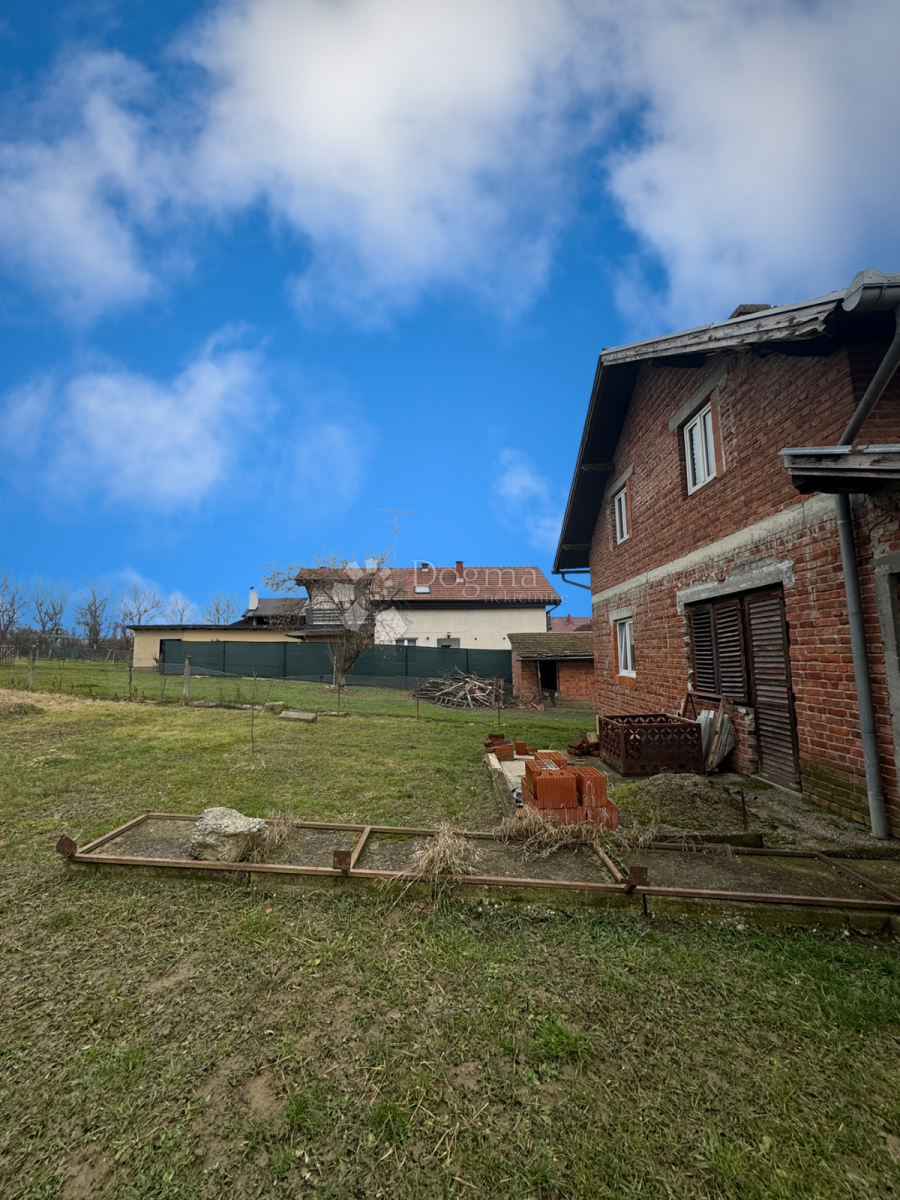 Casa Hrgovljani, Bjelovar, 130m2