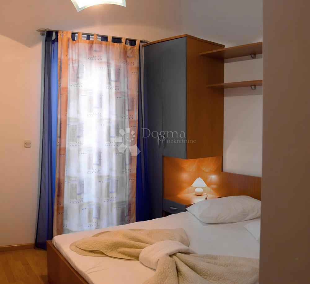 Allogio Arbanija, Trogir - Okolica, 100m2