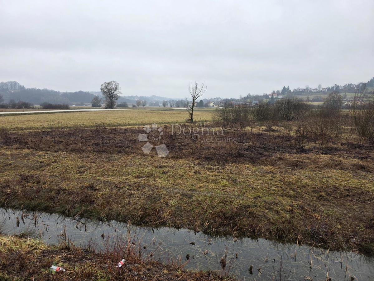 Terreno edificabile Luka, 3.140m2