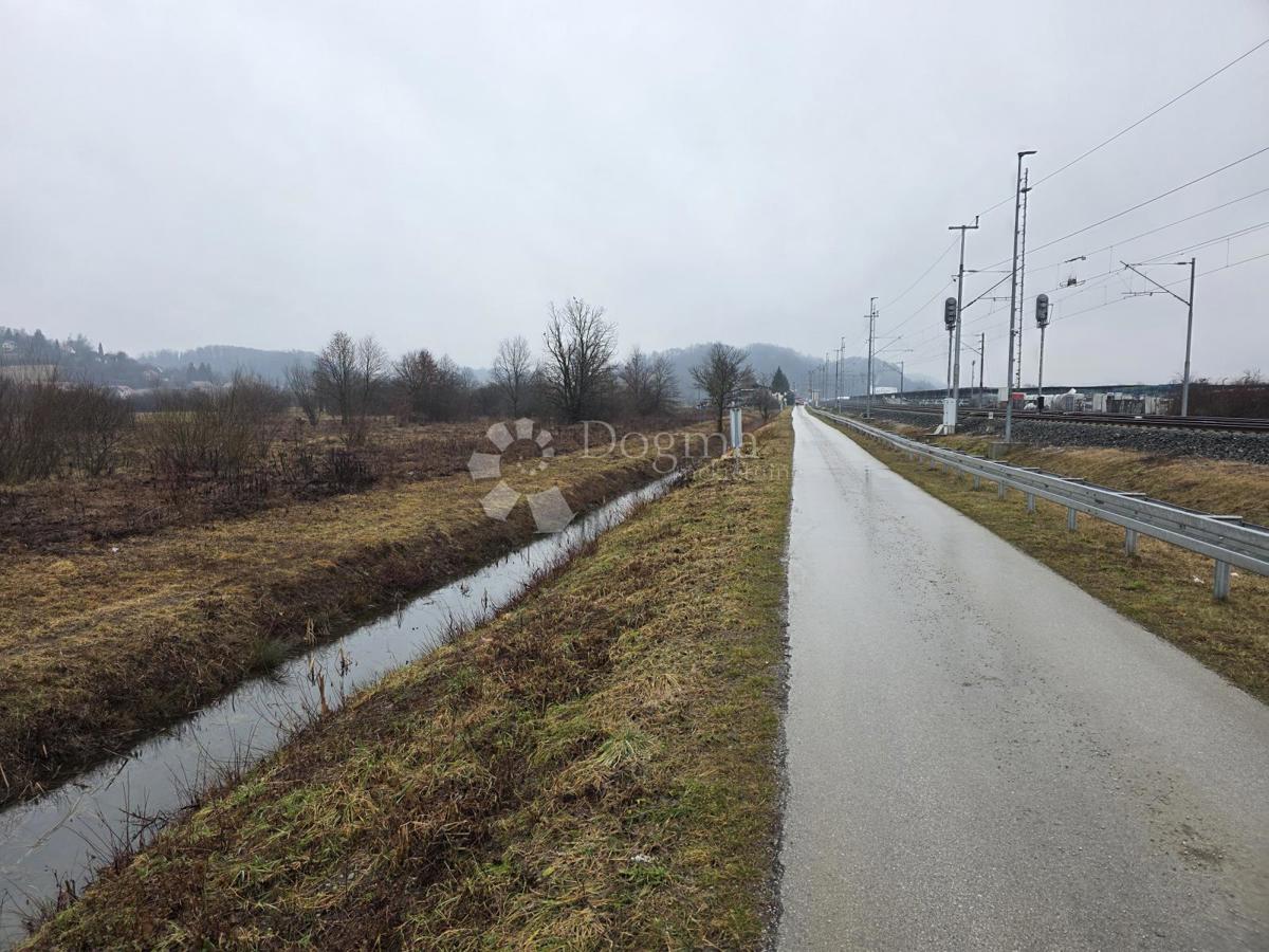 Terreno edificabile Luka, 3.140m2