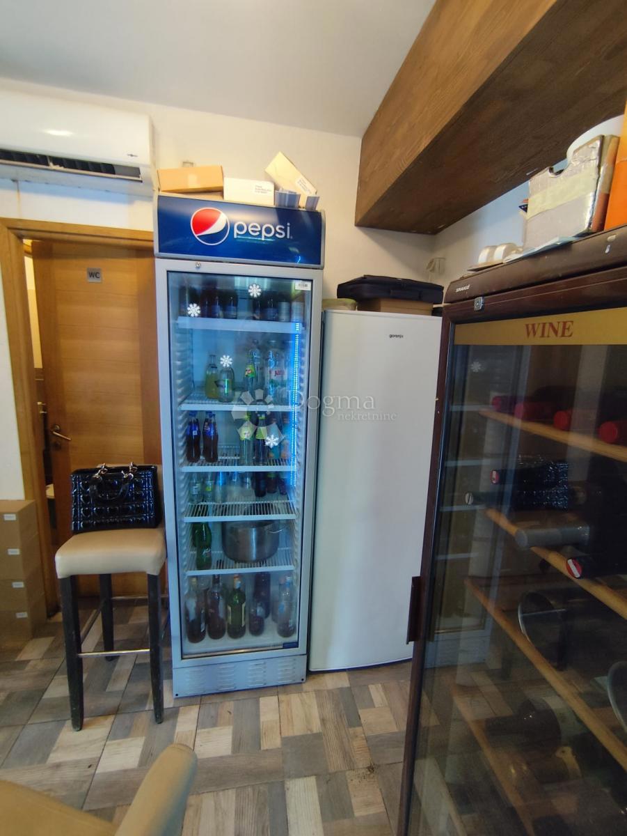 Locale commerciale Dolac, Šibenik, 20m2
