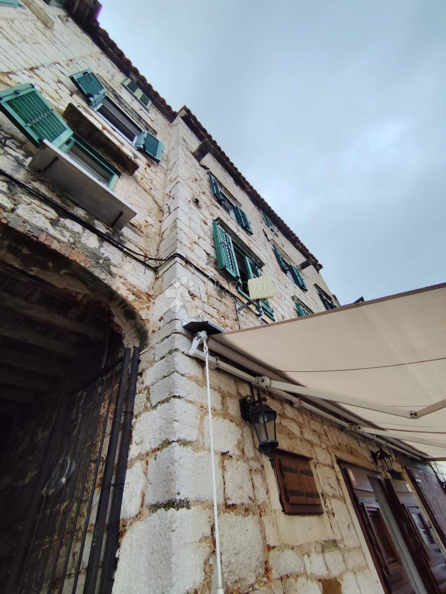 Locale commerciale Dolac, Šibenik, 20m2