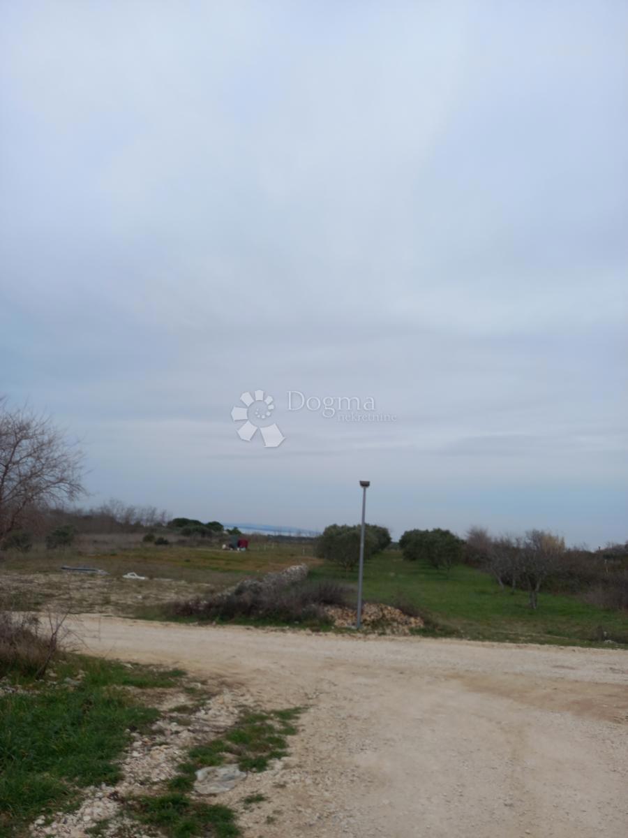 Terreno edificabile Vrsi, 1.886m2