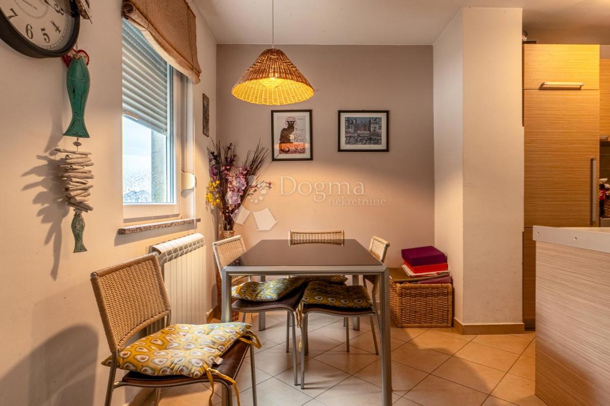 Allogio Srdoči, Rijeka, 70,74m2