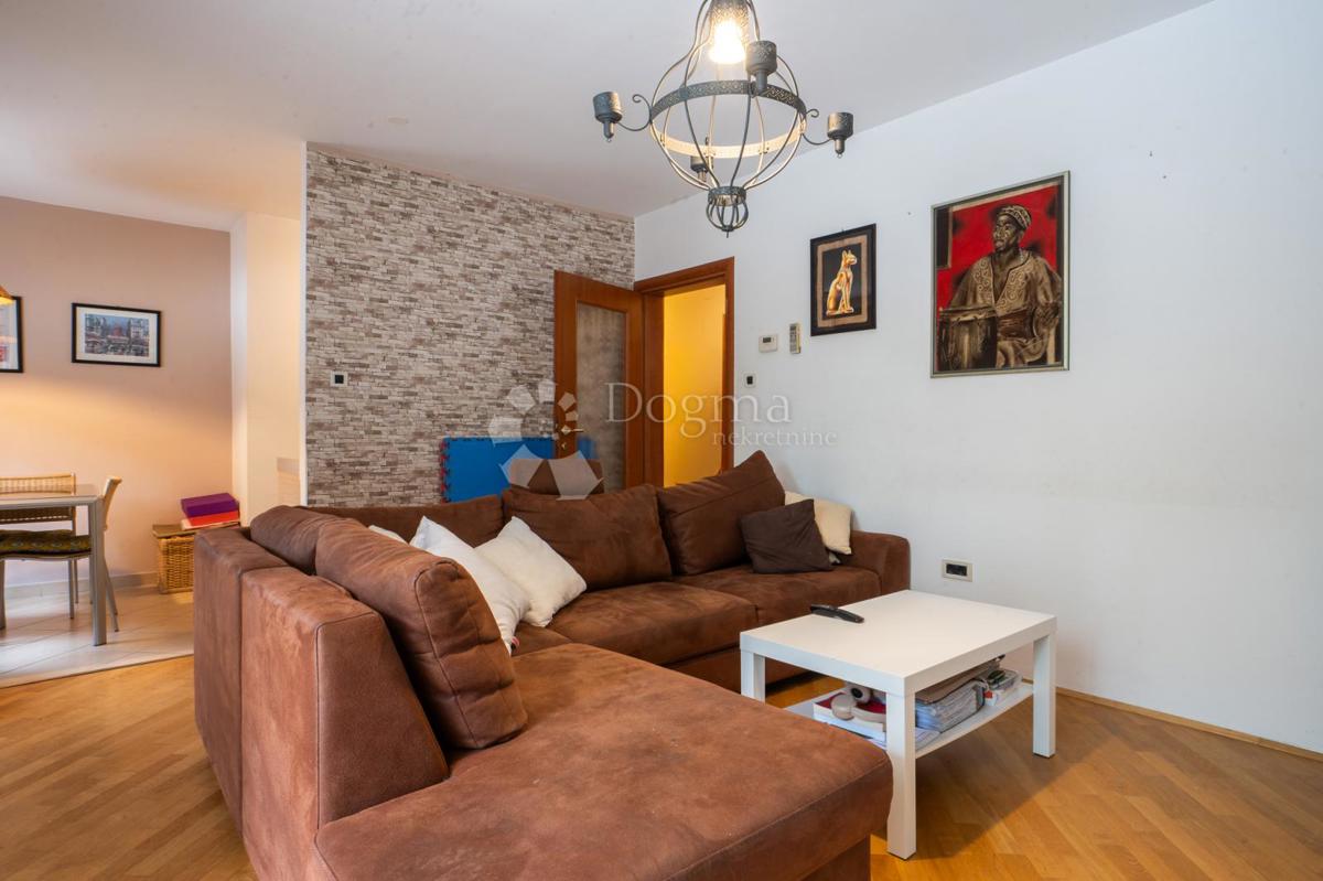 Allogio Srdoči, Rijeka, 70,74m2