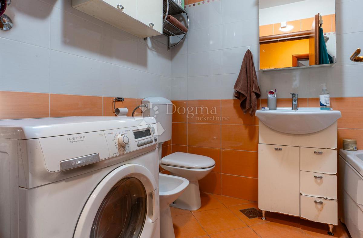 Allogio Srdoči, Rijeka, 70,74m2