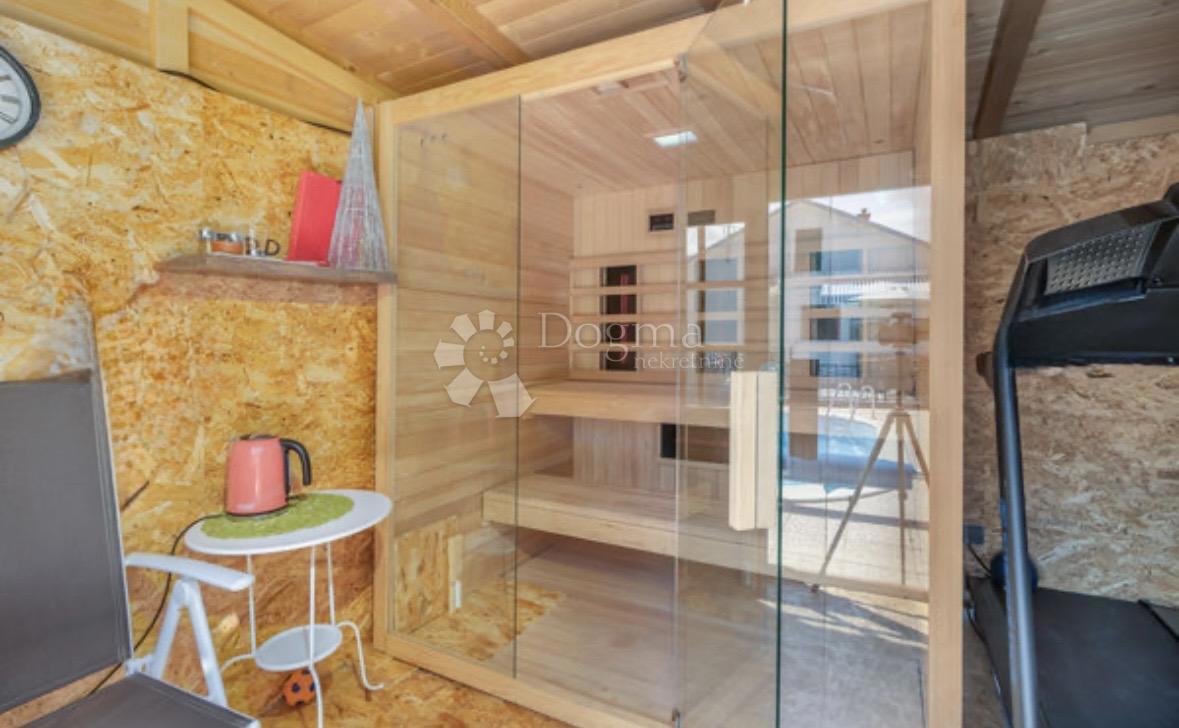 Casa Novi Vinodolski, 150m2