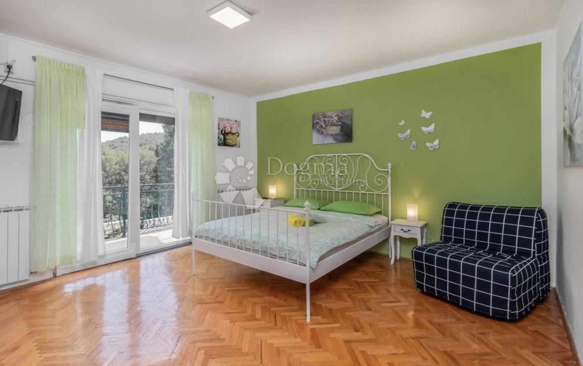 Casa Novi Vinodolski, 150m2