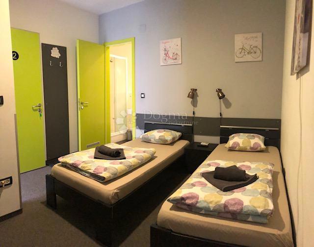 Locale commerciale Donji grad, Donji Grad, 194,02m2