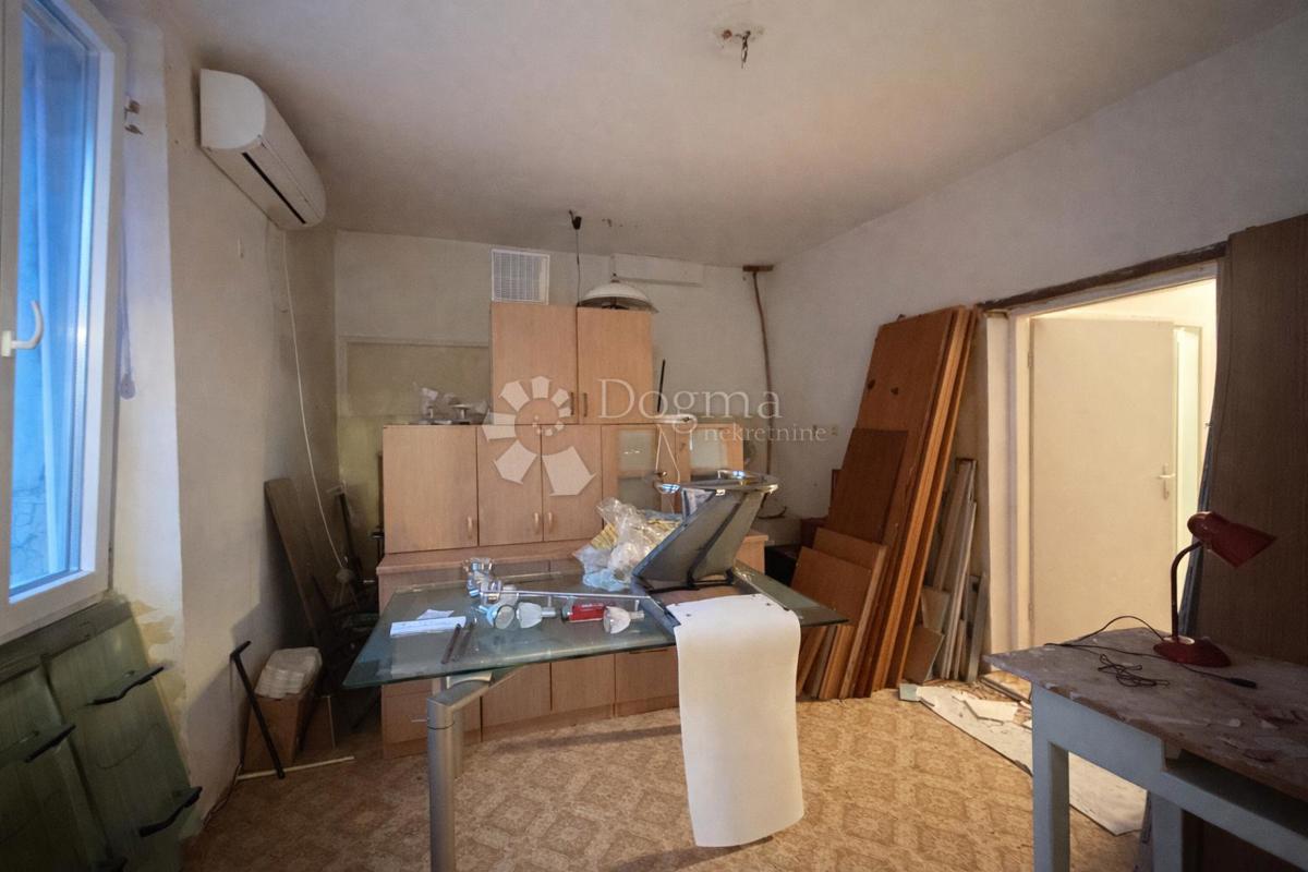 Allogio Stoja, Pula, 93,94m2