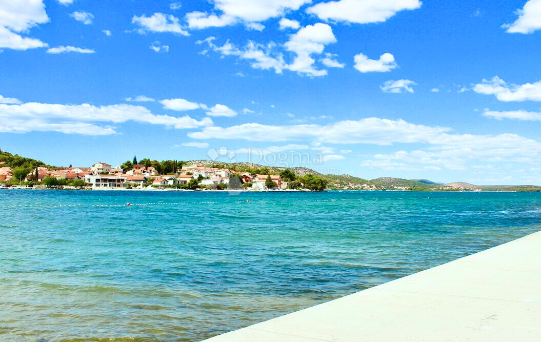 Terreno edificabile Bilice, Šibenik - Okolica, 573m2