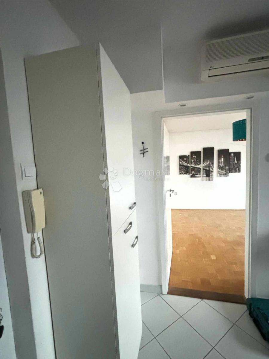 Allogio Gornji grad / Centar, Osijek, 43,50m2