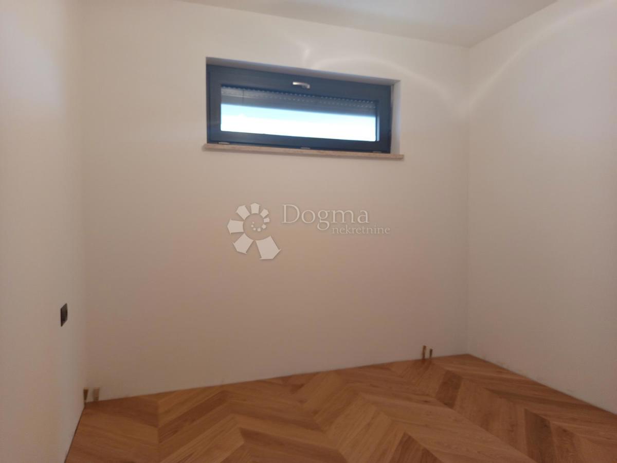 Allogio Valdebek, Pula, 57m2