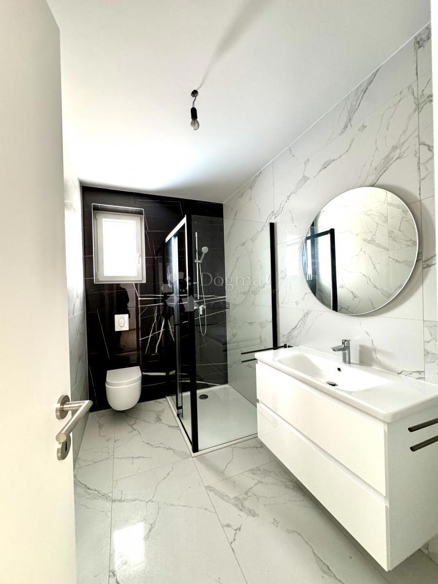 Allogio Novigrad, 123,37m2