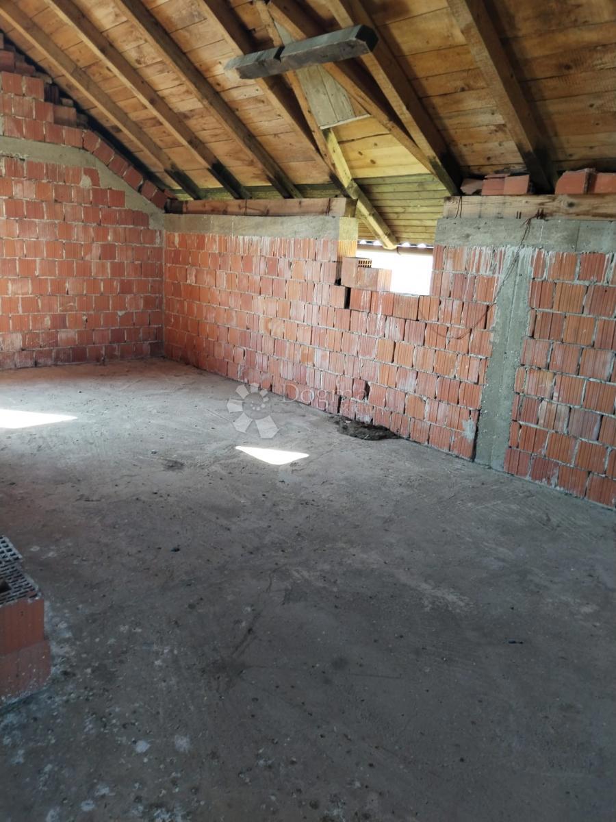 Casa Kloštar Ivanić, 92m2