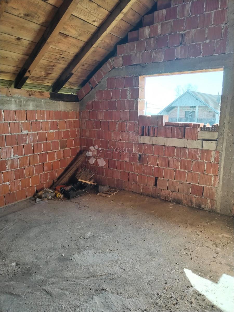 Casa Kloštar Ivanić, 92m2