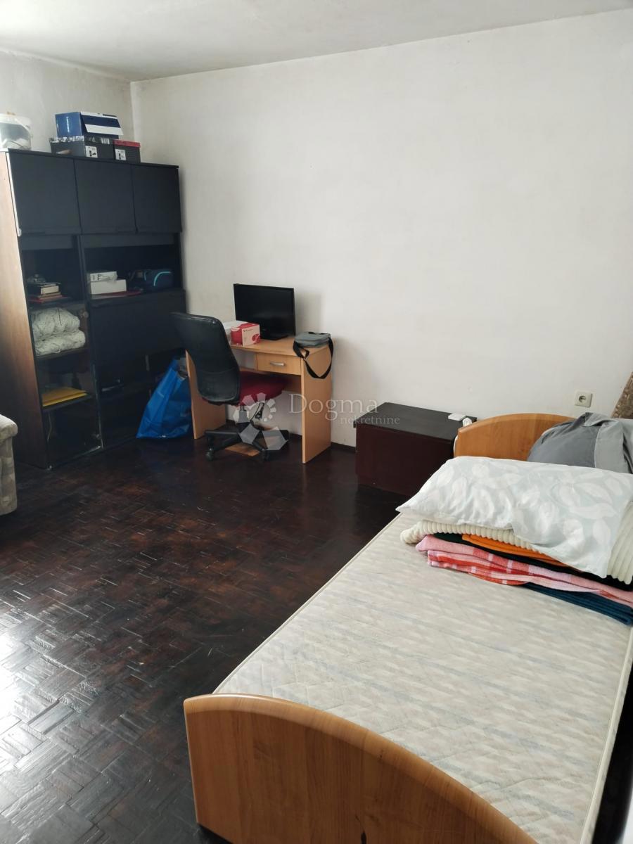 Casa Kloštar Ivanić, 92m2