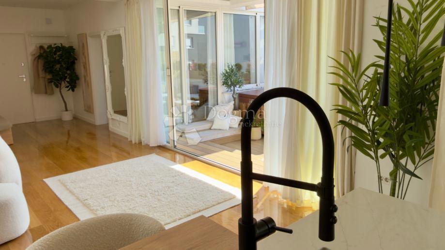 Allogio Višnjik, Zadar, 177m2