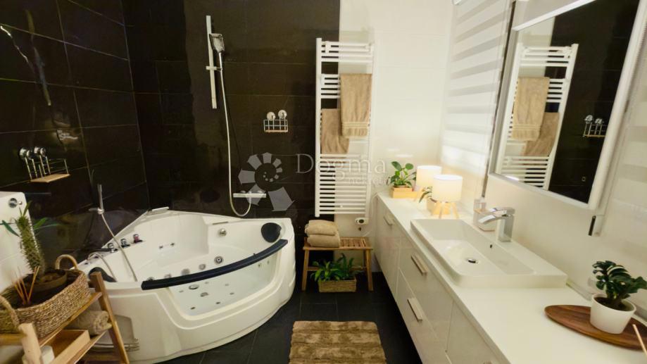 Allogio Višnjik, Zadar, 177m2