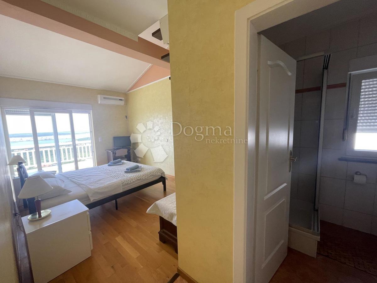 Casa Jadranovo, Crikvenica, 700m2