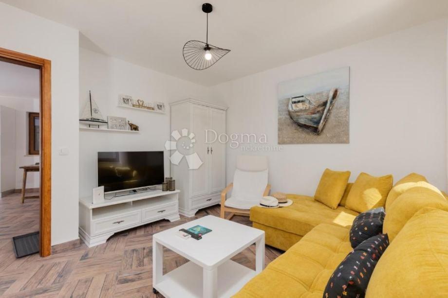 Casa Malinska, Malinska-Dubašnica, 130m2