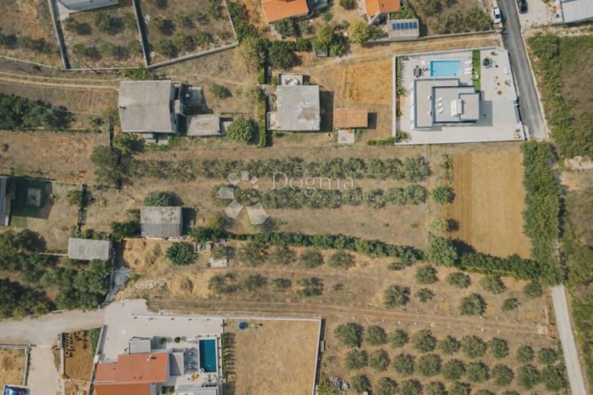 Terreno edificabile Vrsi, 1.252m2