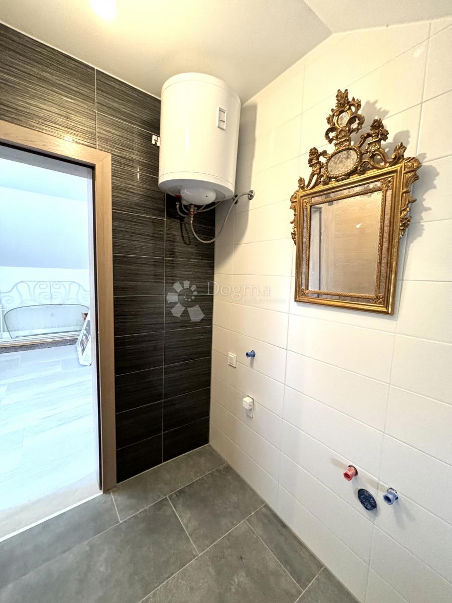 Casa Lonja, Ivanić-Grad, 256m2