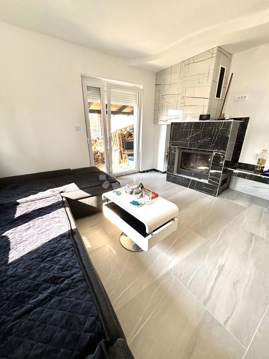 Casa Lonja, Ivanić-Grad, 256m2