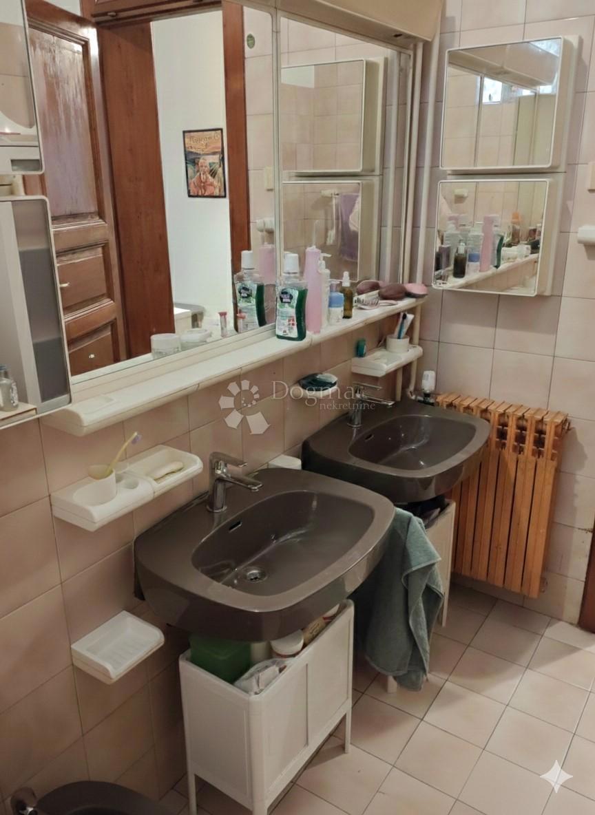 Allogio Zvijezda, Karlovac, 141m2