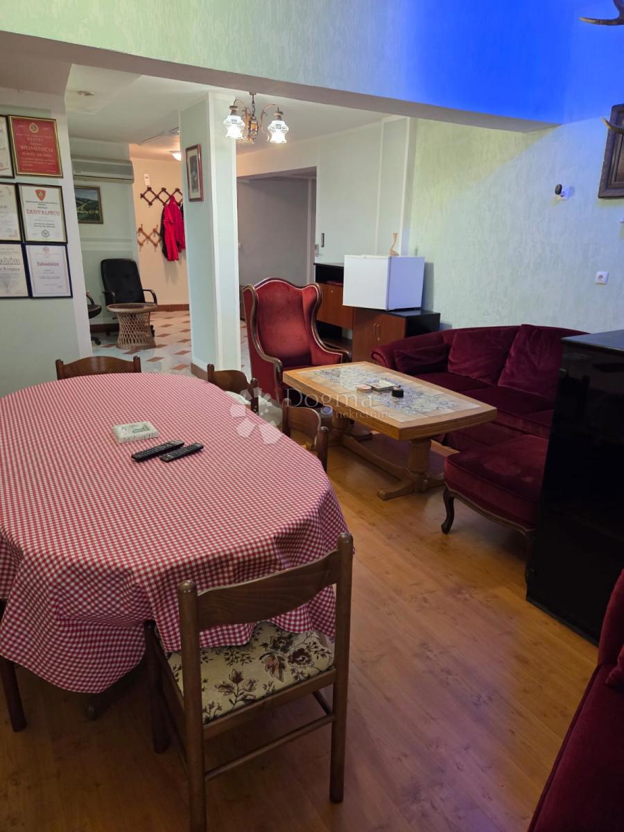 Casa Breznica, 400m2