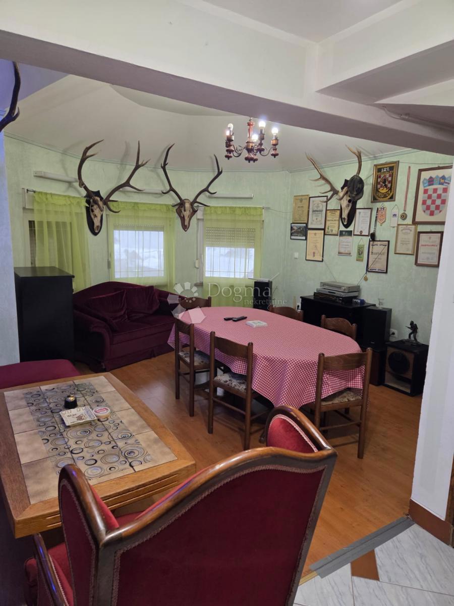 Casa Breznica, 400m2